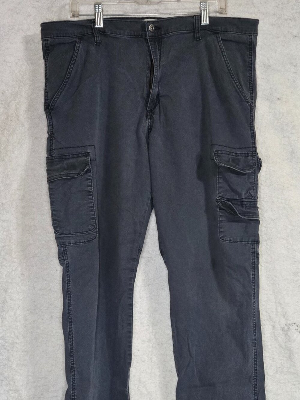 Wrangler Men's 38x32 Cargo Pants Gray Regular Taper Outdoor Hiking Work Utility